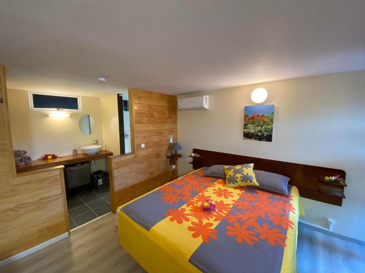 Bora Bora Holiday'S Lodge Экстерьер фото