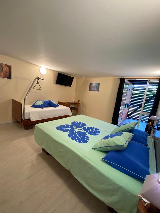 Bora Bora Holiday'S Lodge Экстерьер фото