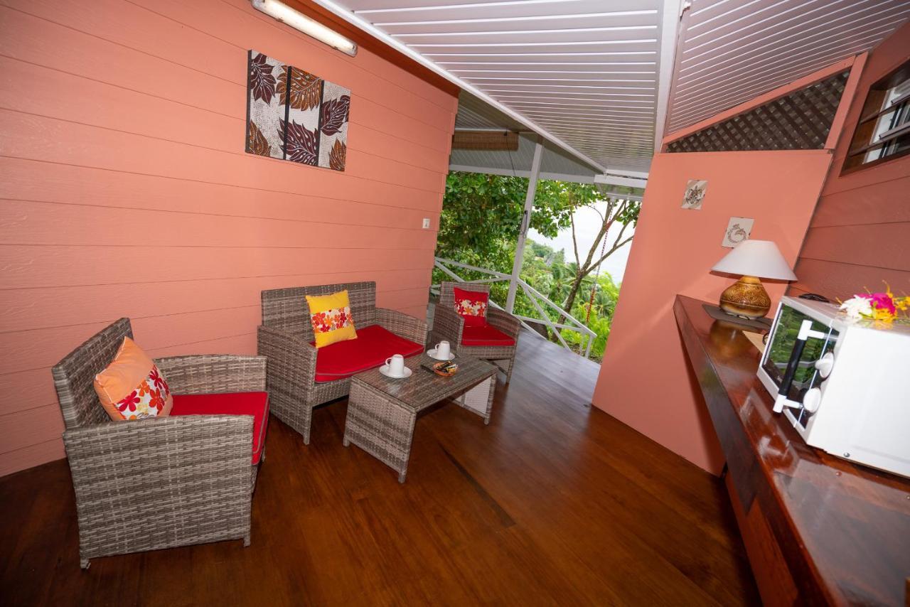 Bora Bora Holiday'S Lodge Экстерьер фото