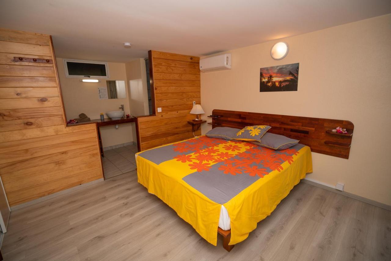 Bora Bora Holiday'S Lodge Экстерьер фото
