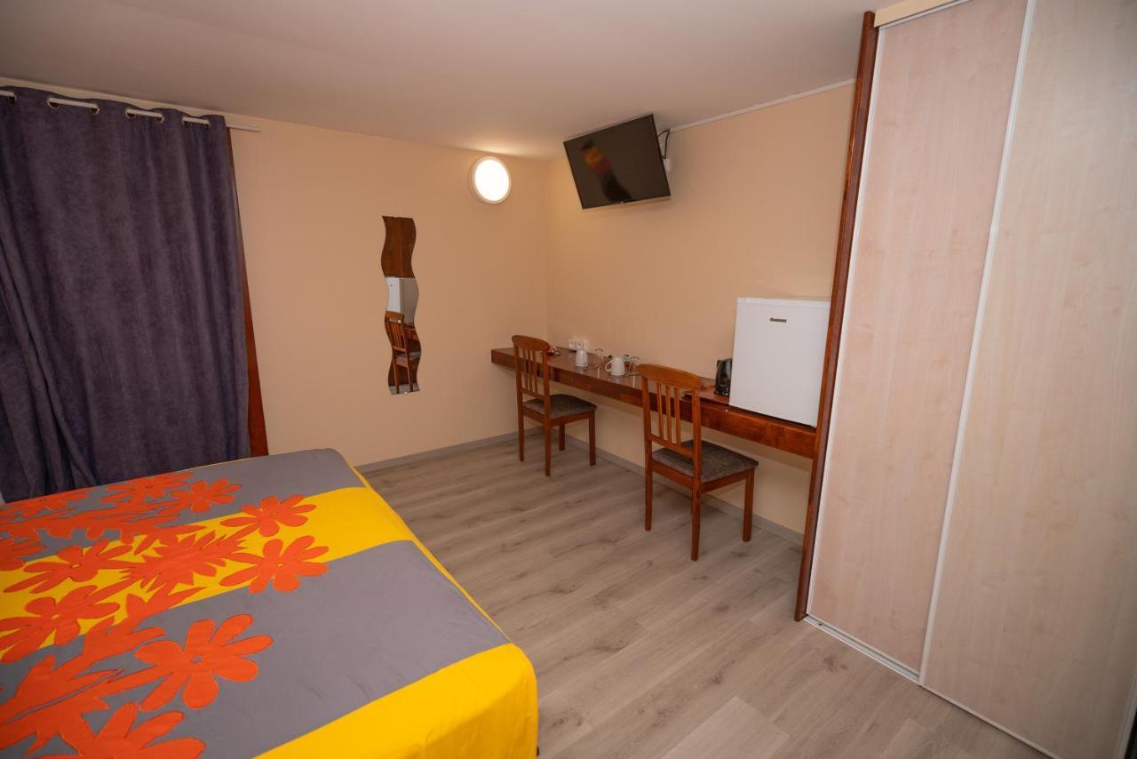 Bora Bora Holiday'S Lodge Экстерьер фото