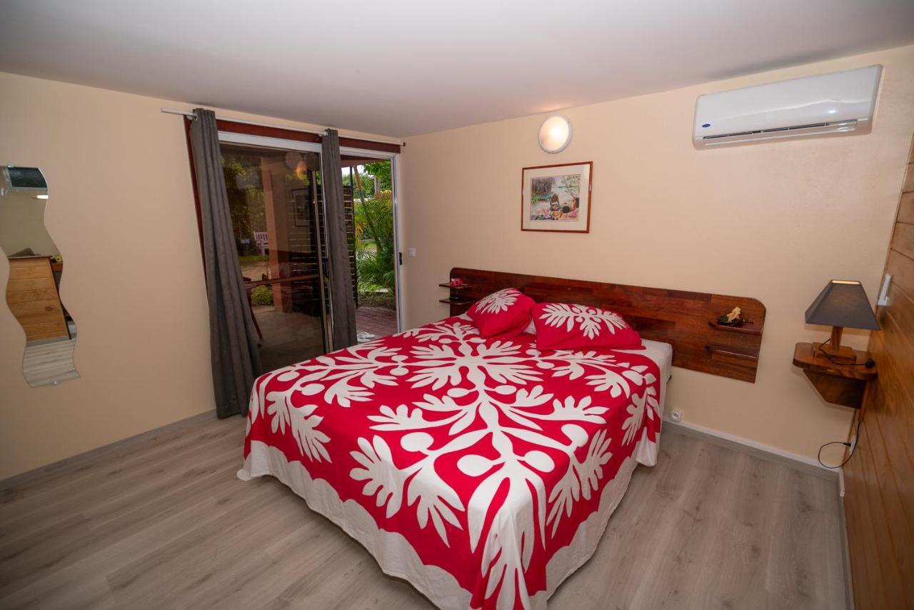 Bora Bora Holiday'S Lodge Экстерьер фото