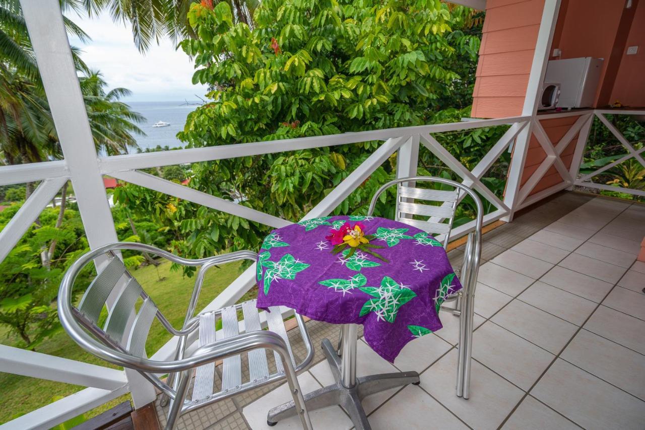 Bora Bora Holiday'S Lodge Экстерьер фото